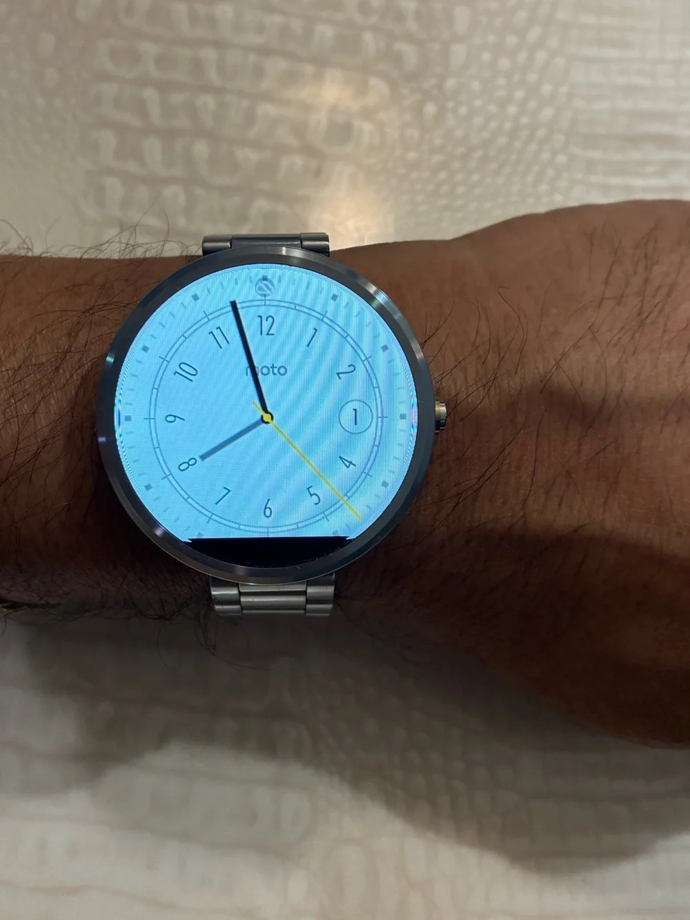 Motorola Silver Stainless Steel Smartwatch with Round Face